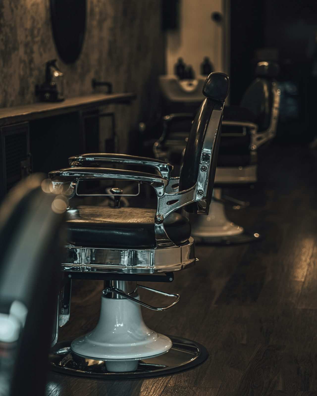 Sillón clásico de barbería cromado